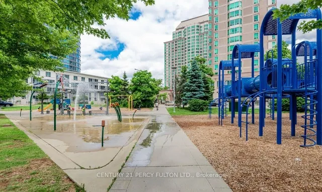 Additional property image - 11 Lee Centre Dr Unit 1210