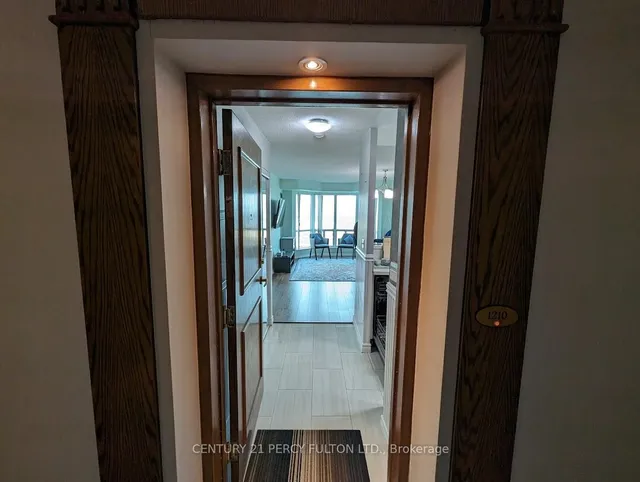 Additional property image - 11 Lee Centre Dr Unit 1210