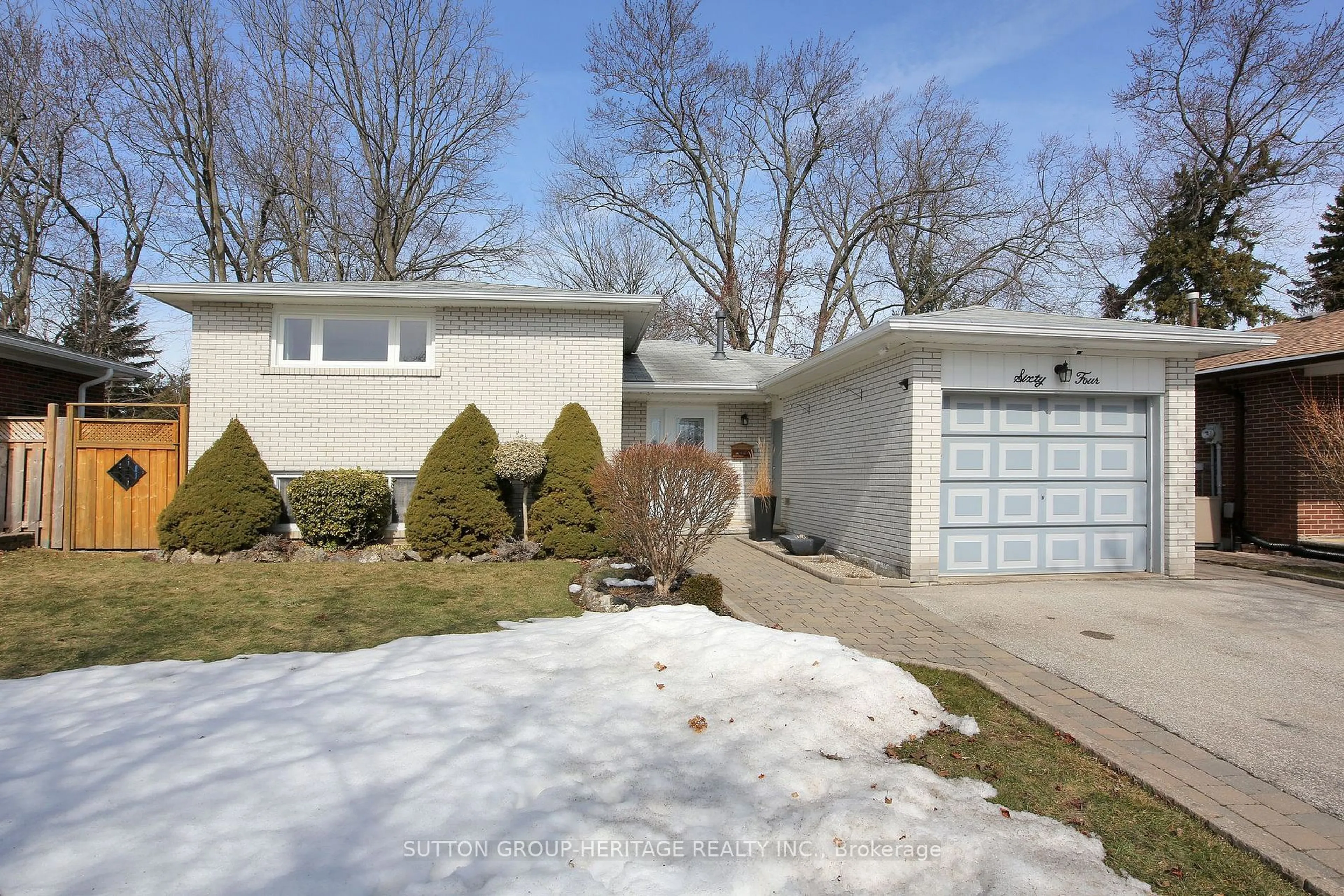 Home with vinyl exterior material, street for 64 Tilley Dr, Toronto Ontario M1C 2G4