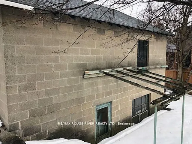 Additional property image - 36 Manderley Dr