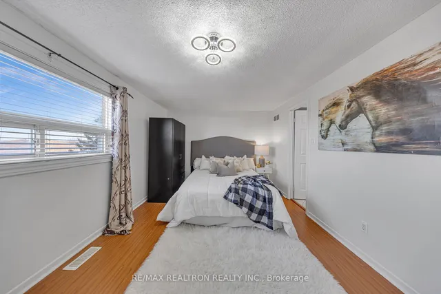 Additional property image - 75 Grayson Cres