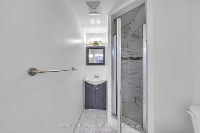 Additional property image - 75 Grayson Cres