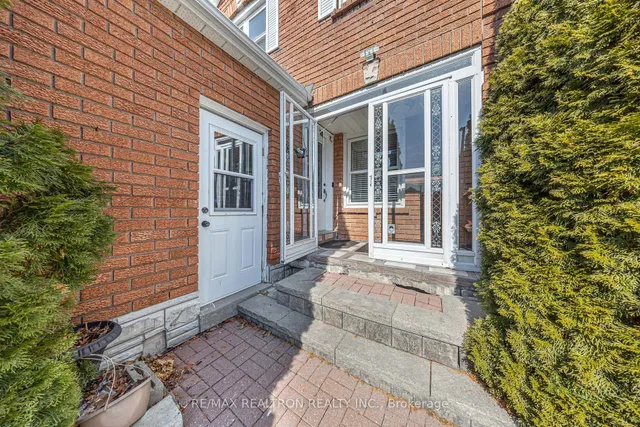 Additional property image - 75 Grayson Cres