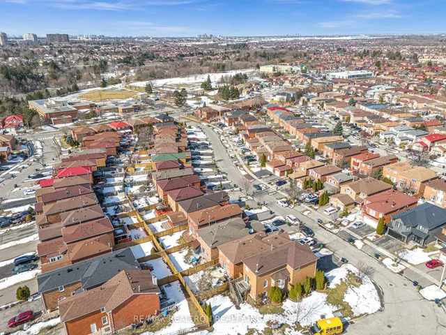 Additional property image - 75 Grayson Cres