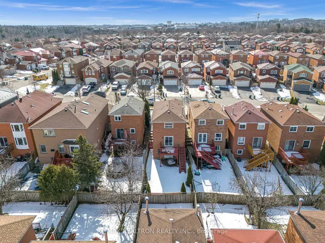Additional property image - 75 Grayson Cres