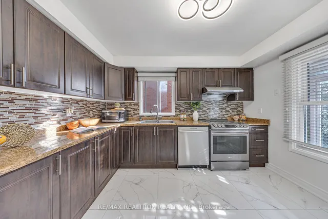 Additional property image - 75 Grayson Cres