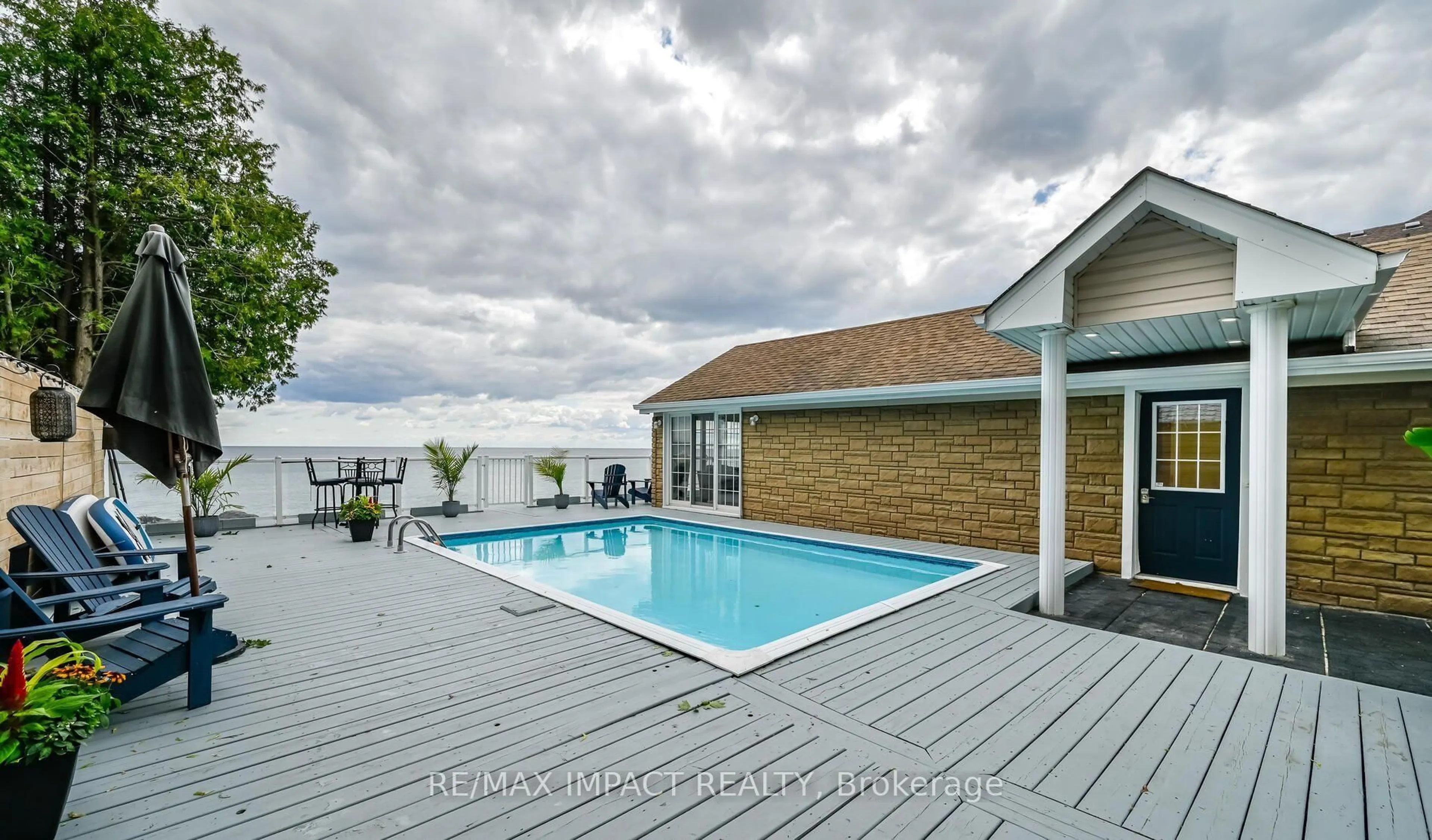 Pool for 59 Cedar Crest Beach Rd, Clarington Ontario L1C 4B2