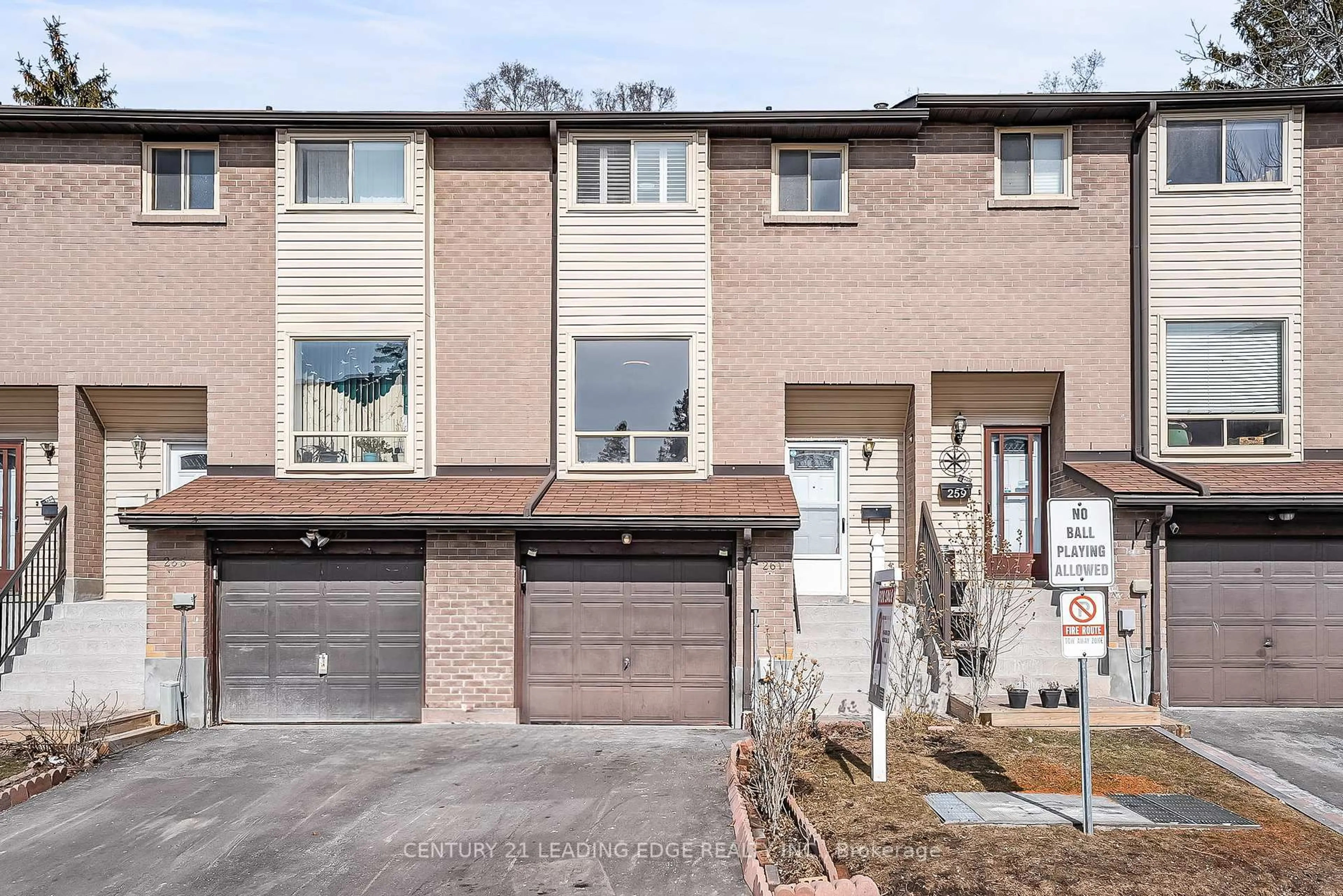 Home with brick exterior material, street for 55 Collinsgrove Rd #261, Toronto Ontario M1E 4Z2