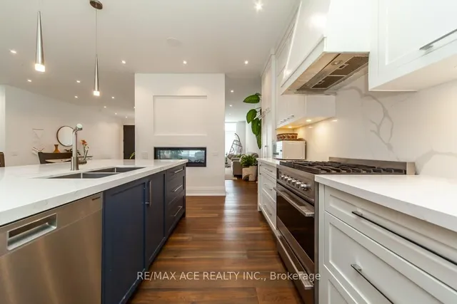 Additional property image - 44 Muir Dr