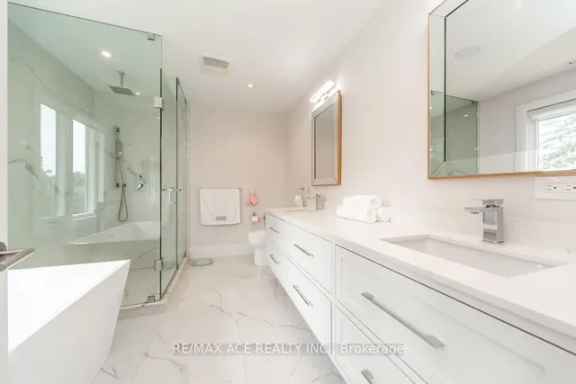 Additional property image - 44 Muir Dr