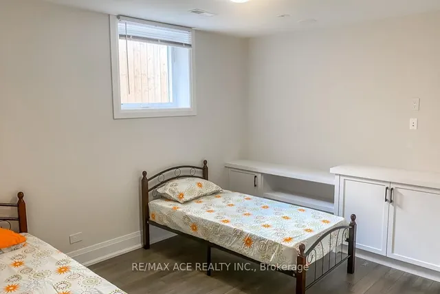 Additional property image - 44 Muir Dr