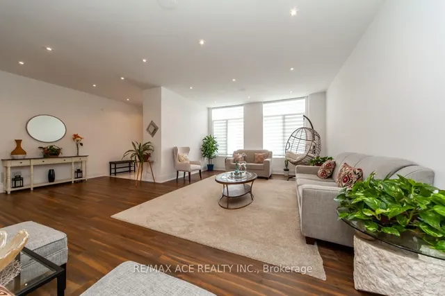Additional property image - 44 Muir Dr