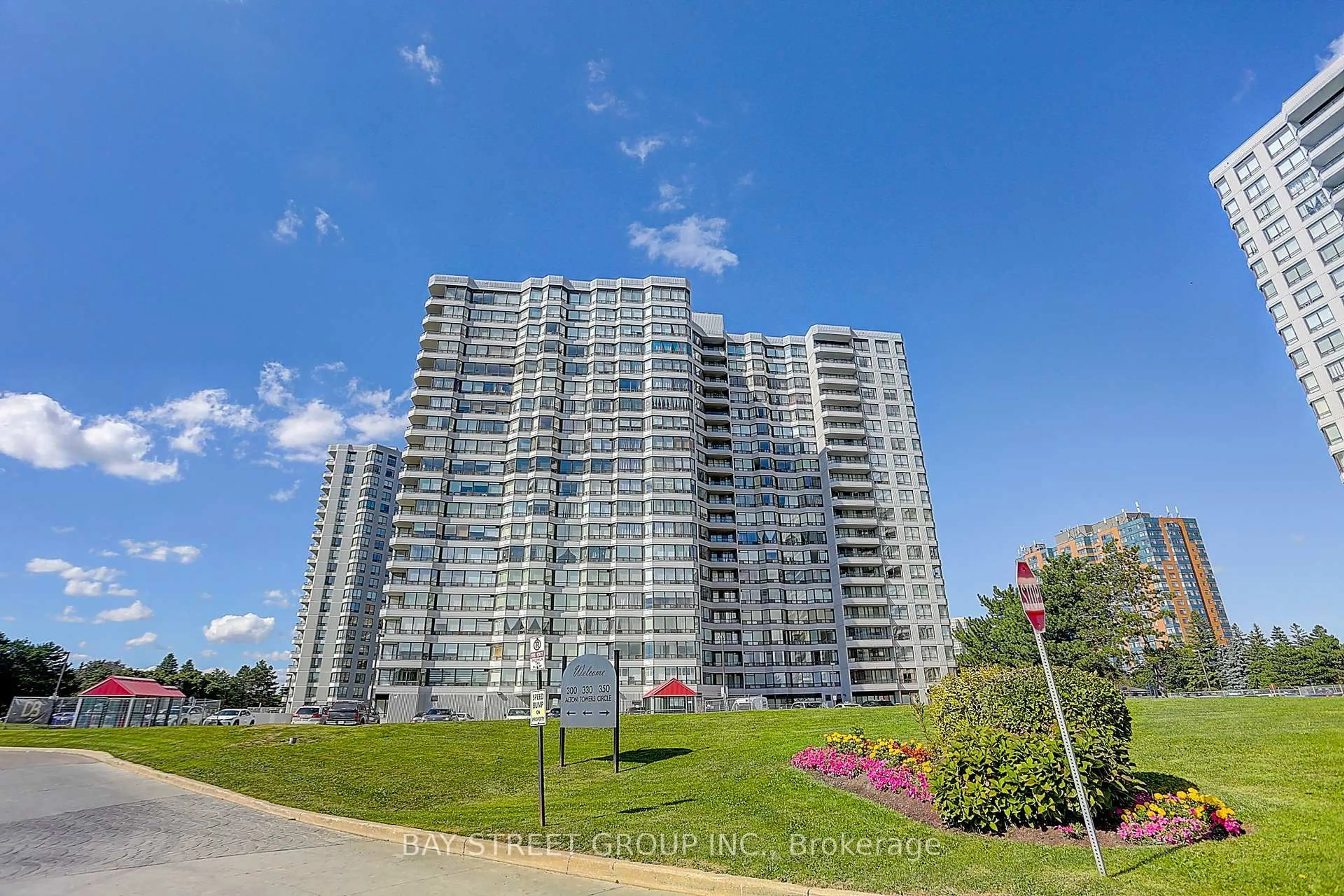 A pic from outside/outdoor area/front of a property/back of a property/a pic from drone, unknown for 330 Alton Towers Circ #603, Toronto Ontario M1V 5H3