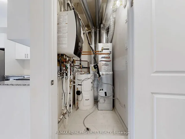 Additional property image - 155 Tapscott Rd Unit 22