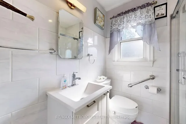 Additional property image - 74 Wantanopa Cres
