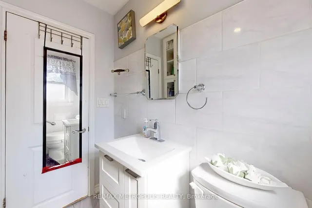 Additional property image - 74 Wantanopa Cres