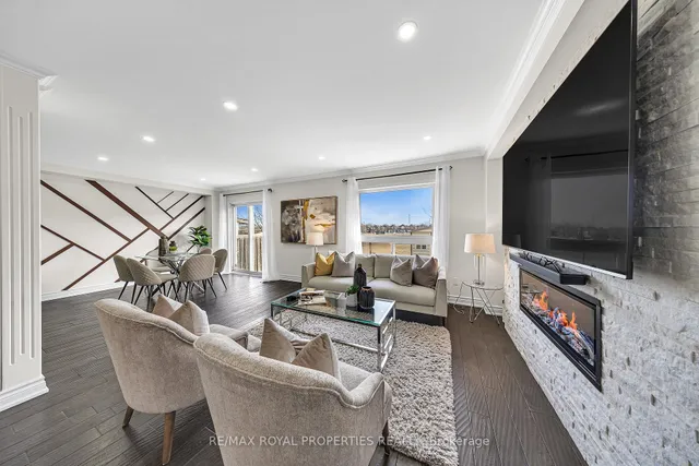 Additional property image - 19 Grosbeak Cres