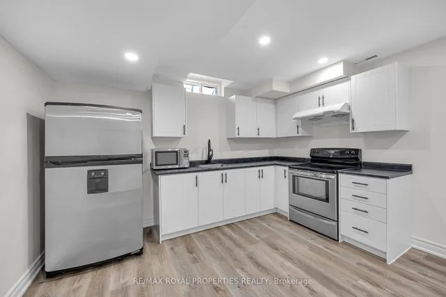 Additional property image - 19 Grosbeak Cres