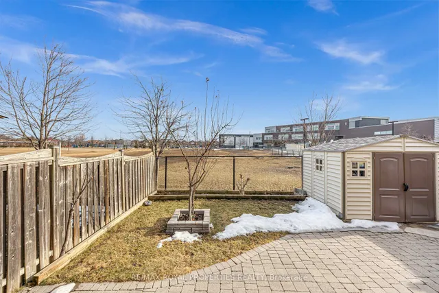 Additional property image - 19 Grosbeak Cres