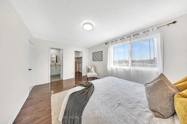 Additional property image - 19 Grosbeak Cres