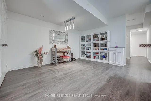 Additional property image - 510 Kingbird Grve Unit 118