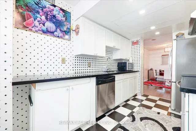 Additional property image - 1470 Midland Ave Unit 1410