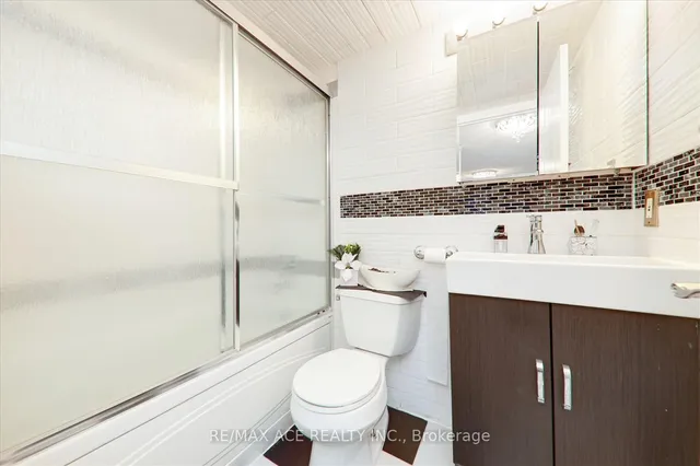 Additional property image - 1470 Midland Ave Unit 1410