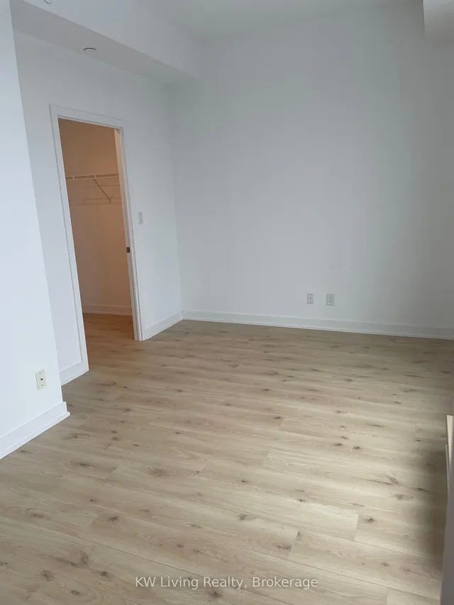 Additional property image - 2799 Kingston Rd Unit 902