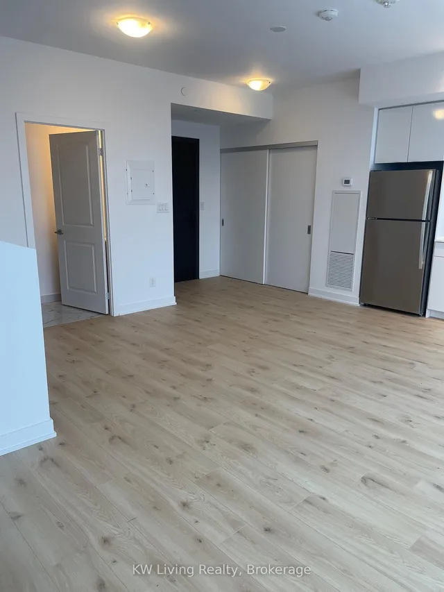 Additional property image - 2799 Kingston Rd Unit 902