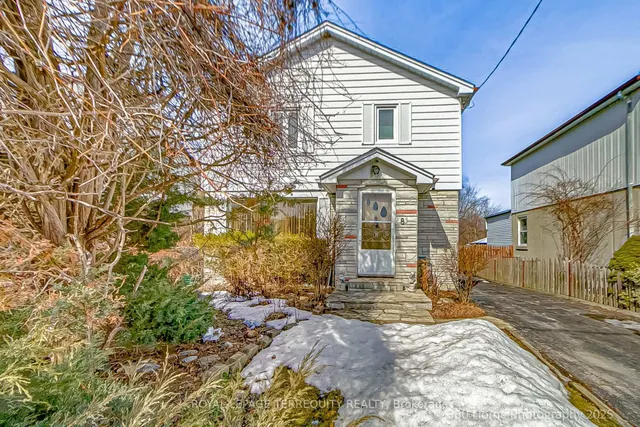 Additional property image - 8 Graylee Ave