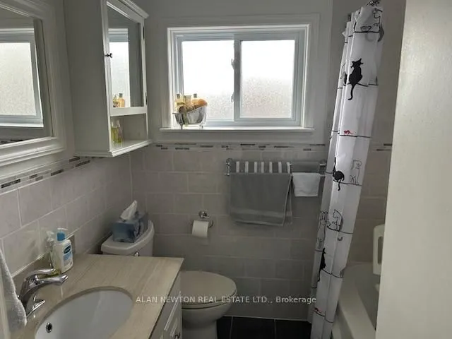 Additional property image - 44 Dibgate Blvd