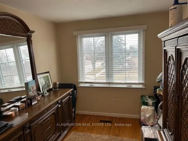 Additional property image - 44 Dibgate Blvd