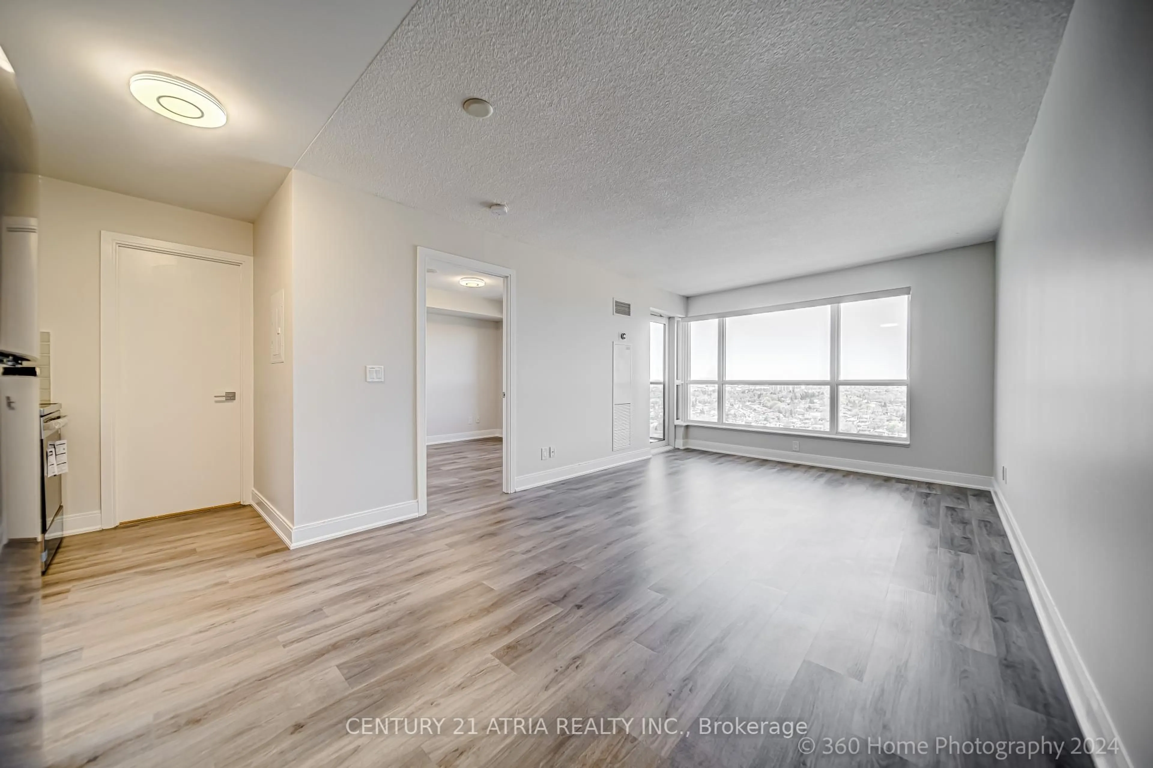 A pic of a room for 135 Village Green Sq #2015, Toronto Ontario M1S 0G4