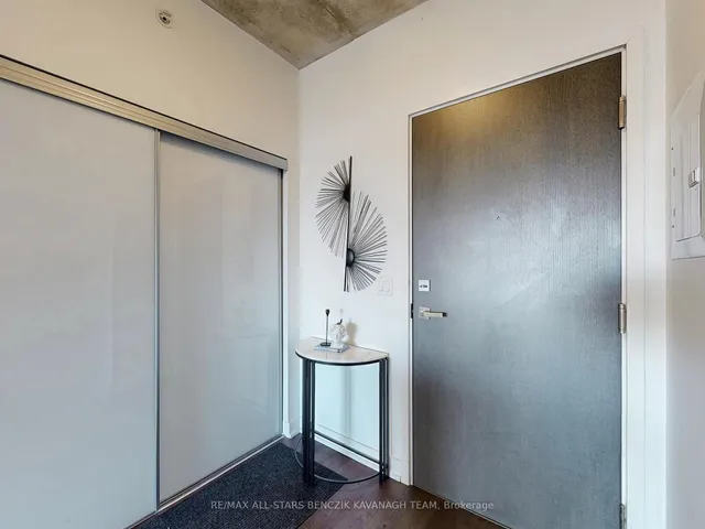 Additional property image - 1238 Dundas St Unit 613
