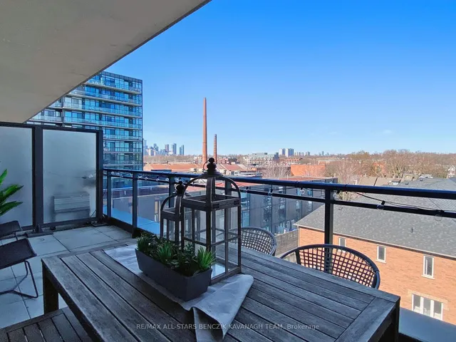 Additional property image - 1238 Dundas St Unit 613