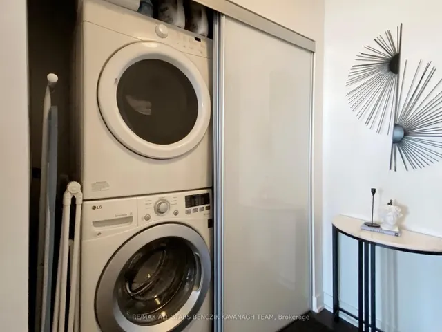 Additional property image - 1238 Dundas St Unit 613