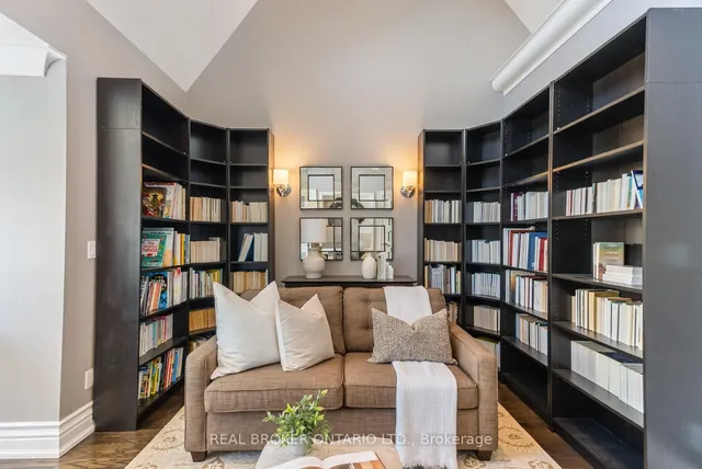 Additional property image - 194 Lee Ave