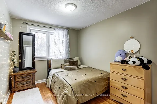 Additional property image - 4 Bromton Dr