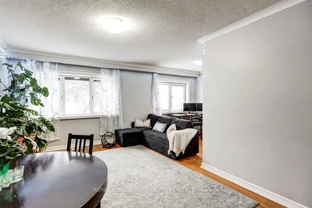 Additional property image - 4 Bromton Dr