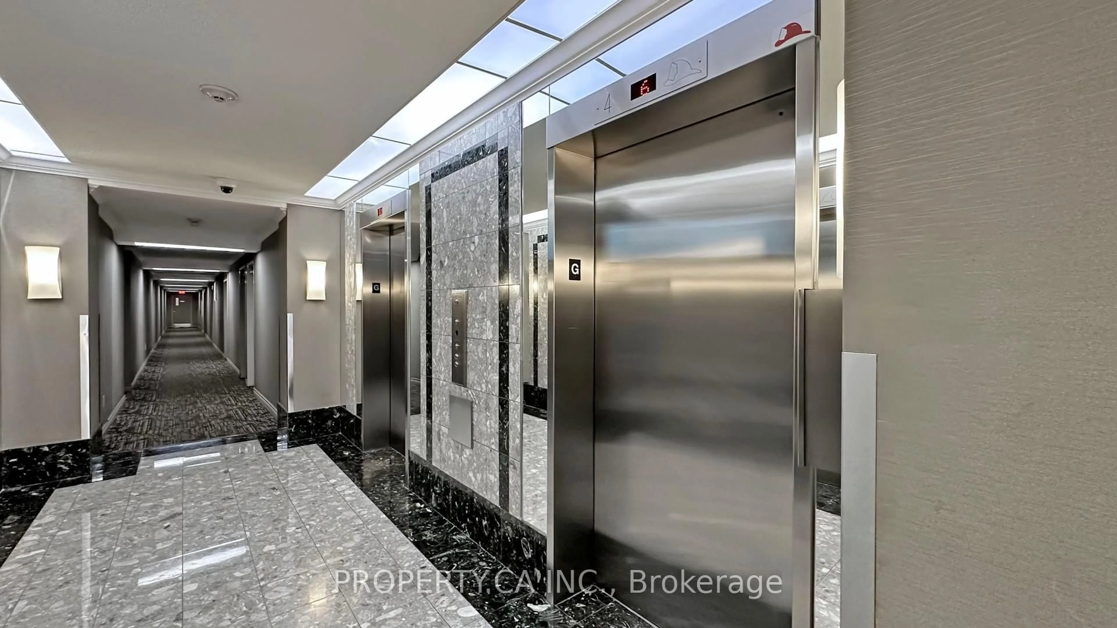 Indoor foyer for 3 Greystone Walk Dr #1118, Toronto Ontario M1K 5J4