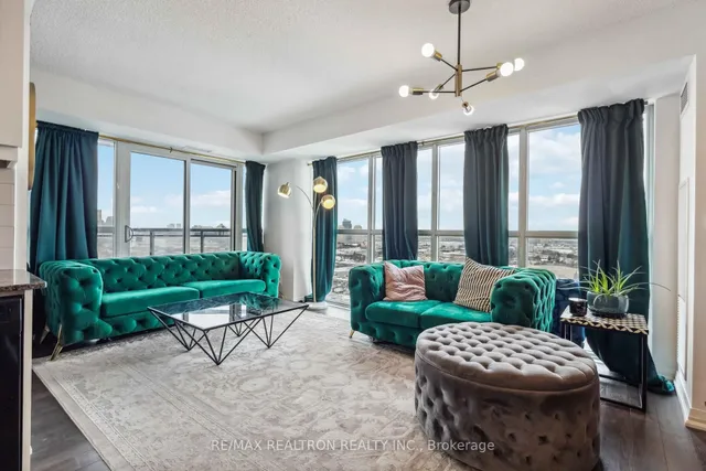 Additional property image - 30 Meadowglen Pl Unit 1905