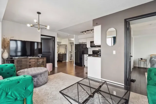 Additional property image - 30 Meadowglen Pl Unit 1905