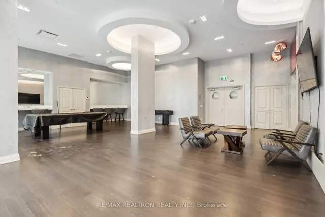 Additional property image - 30 Meadowglen Pl Unit 1905