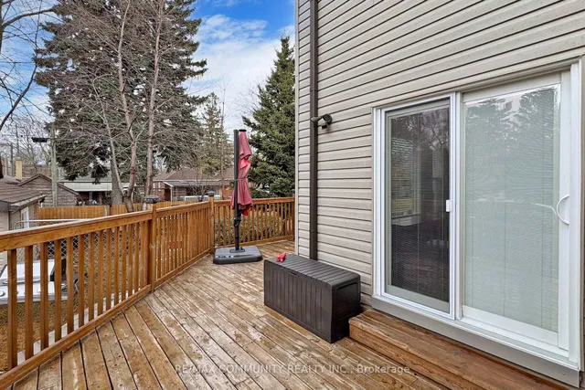 Additional property image - 142 Meighen Ave