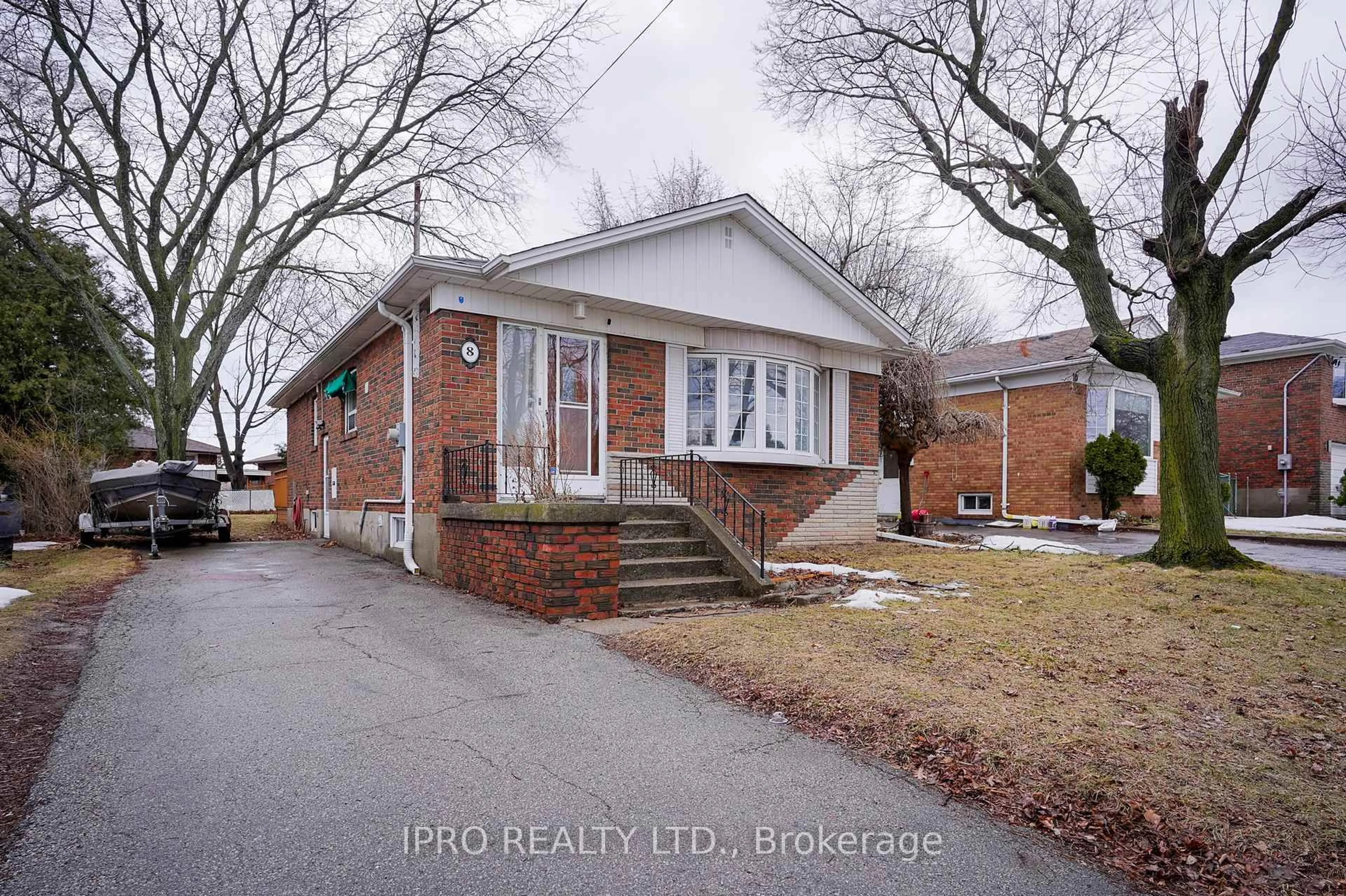 Home with brick exterior material, street for 8 Chandler Dr, Toronto Ontario M1G 1Z2