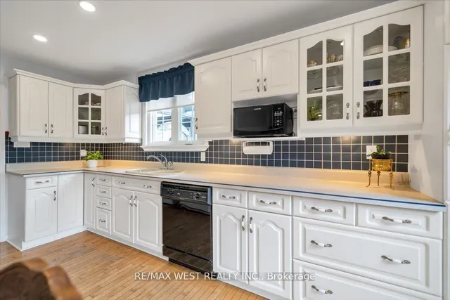 Additional property image - 254 Confederation Dr