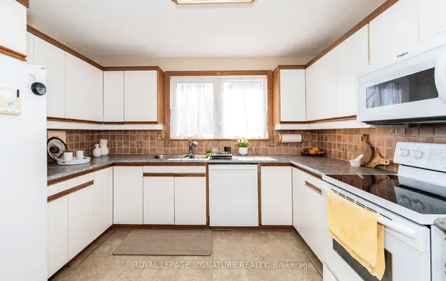 Additional property image - 588 Huntingwood Dr