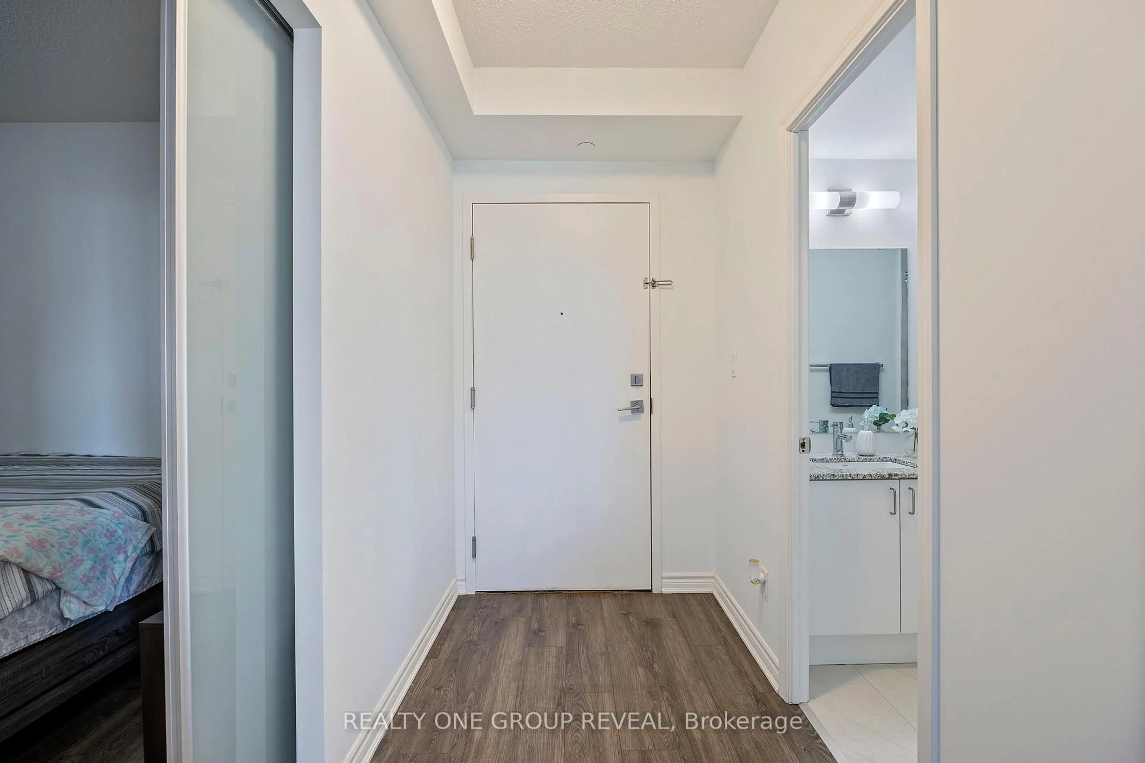 Indoor entryway for 1 Falaise Rd #313, Toronto Ontario M1E 0B9