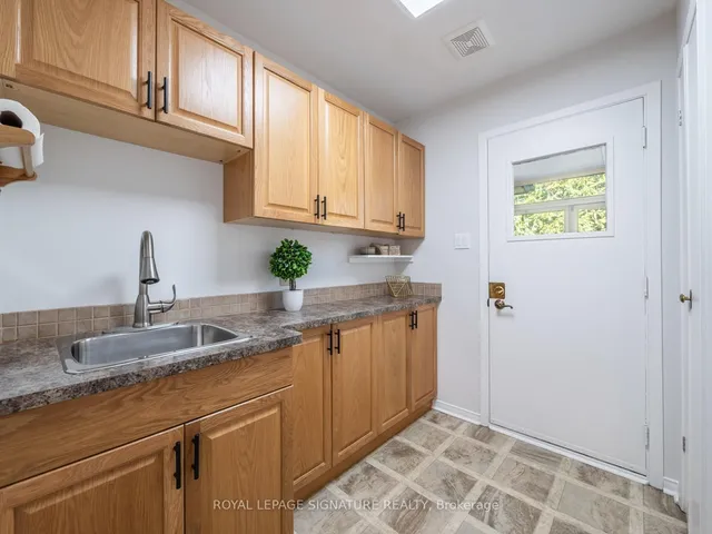 Additional property image - 70 Blue Anchor Tr