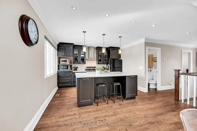 Additional image 36 of 66 Clonmore Dr